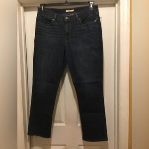 Levi Classic Straight Jeans